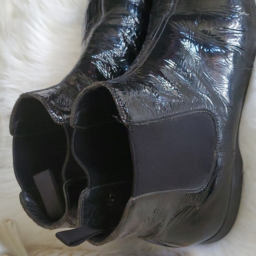 Prada  patent leather slipon ankle shoes size 9 - Picture 4 of 17